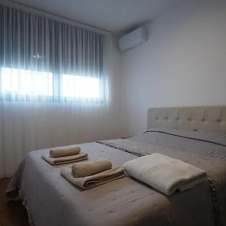 Nova Apartment *