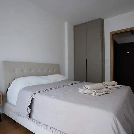 Nova Apartment *